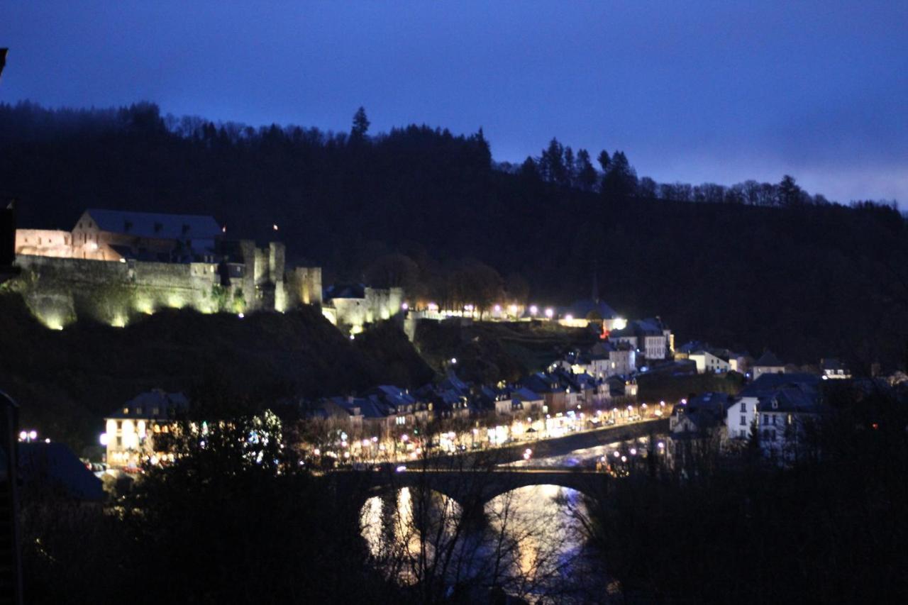 Bulle Time Flies - Logement Insolite Hotell Bouillon Exteriör bild